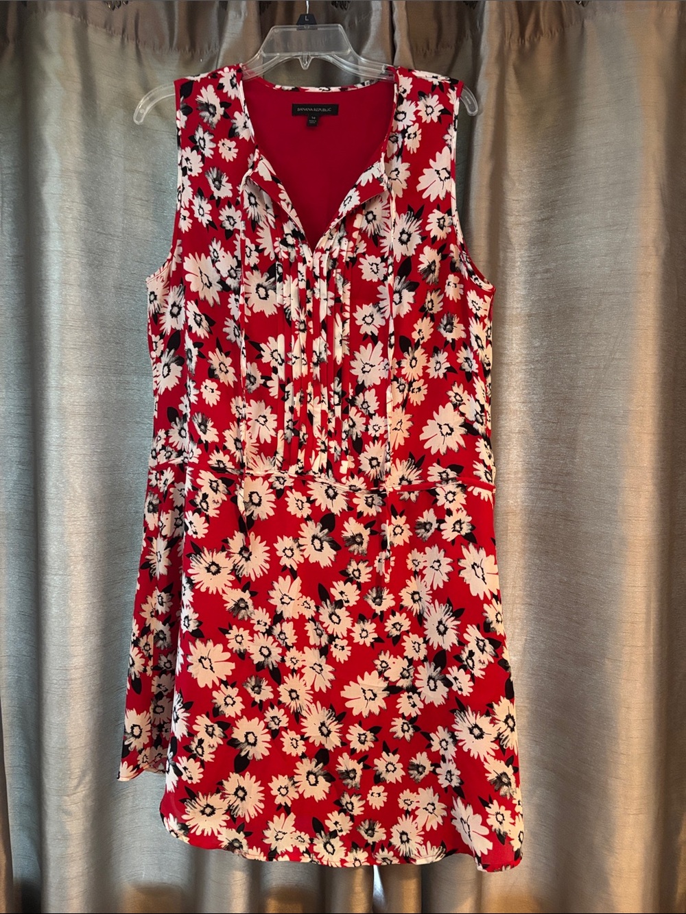 Banana Republic Red Floral Sleeveless Pleated Top Portion Mini Dress